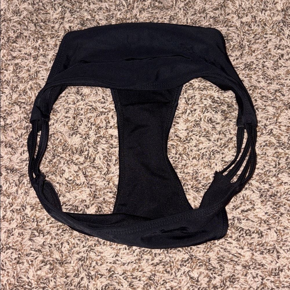 Black and White Padded Bikini Top Set, NEVER WORN - Picture 4 of 5
